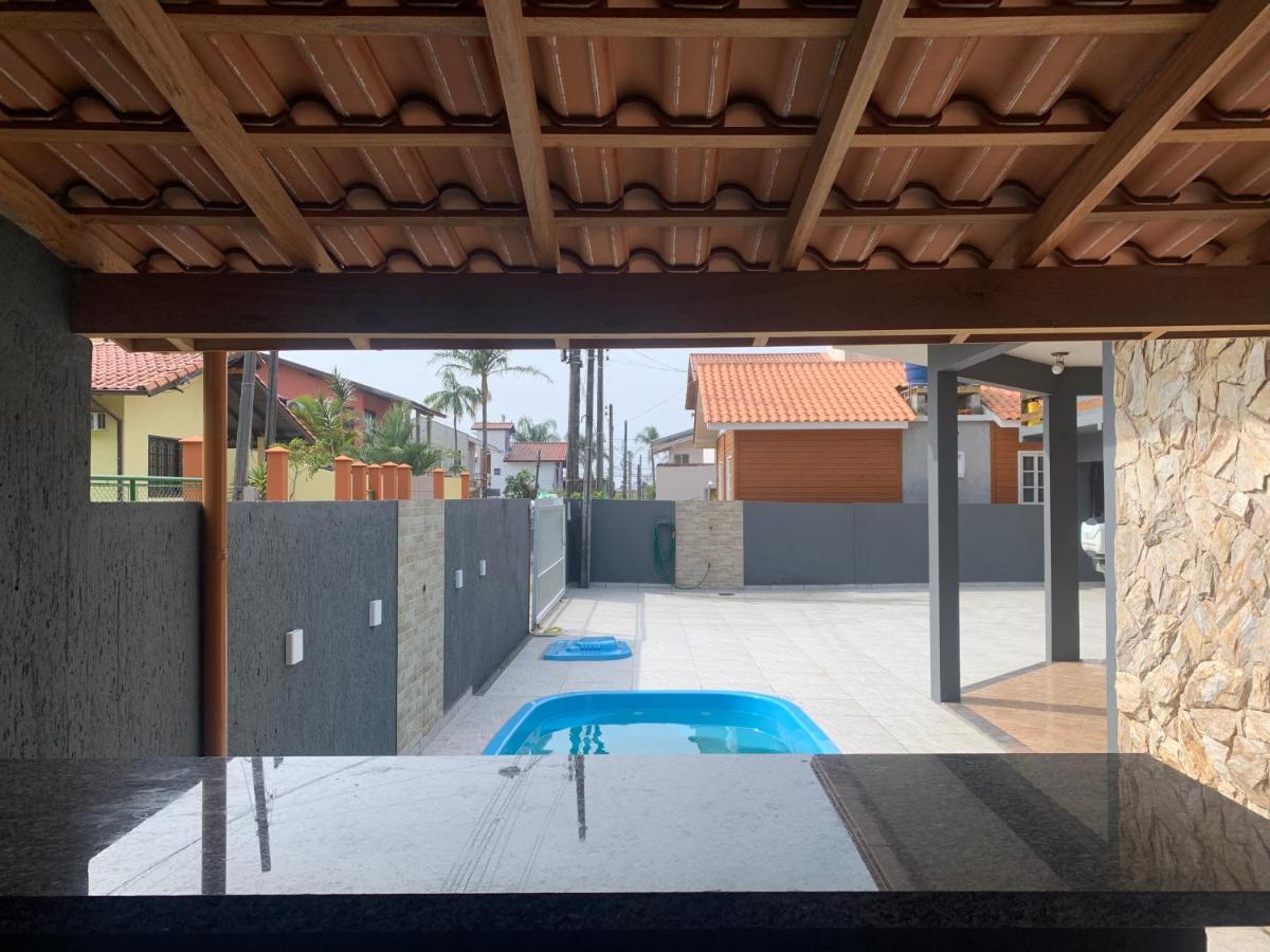 Willa Casa De Temporada No Sul Da Ilha Com Piscina Florianópolis Zewnętrze zdjęcie
