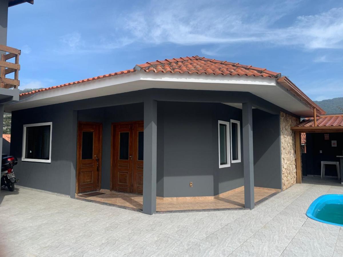 Willa Casa De Temporada No Sul Da Ilha Com Piscina Florianópolis Zewnętrze zdjęcie
