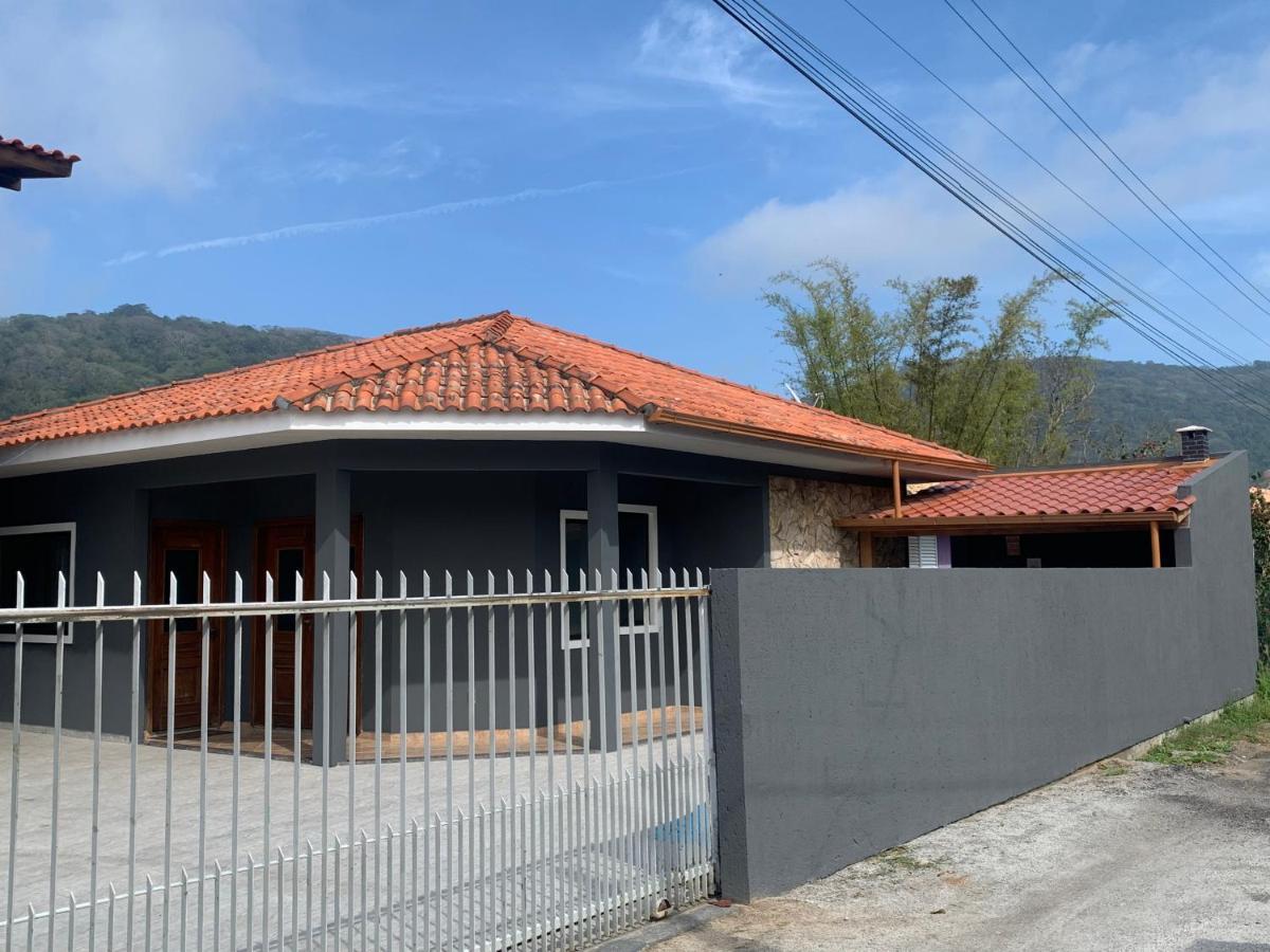 Willa Casa De Temporada No Sul Da Ilha Com Piscina Florianópolis Zewnętrze zdjęcie